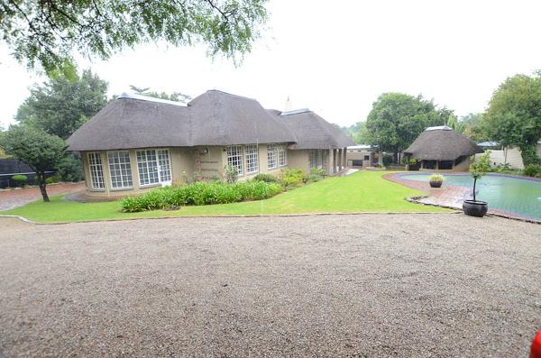 5 Bedroom House