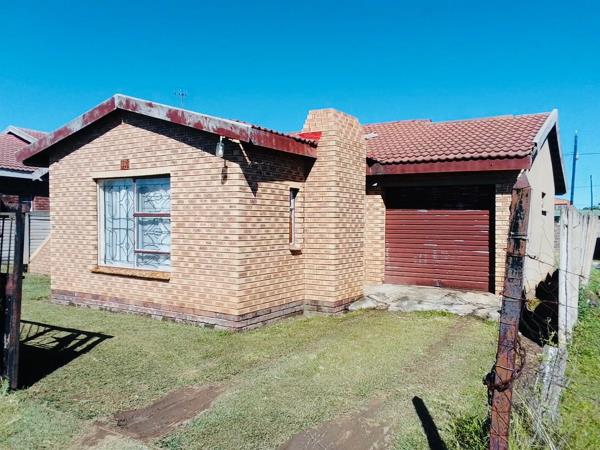 2 Bedroom House
