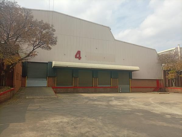 7 242 m² Industrial space