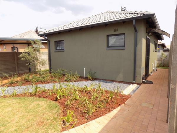 2 Bedroom Simplex