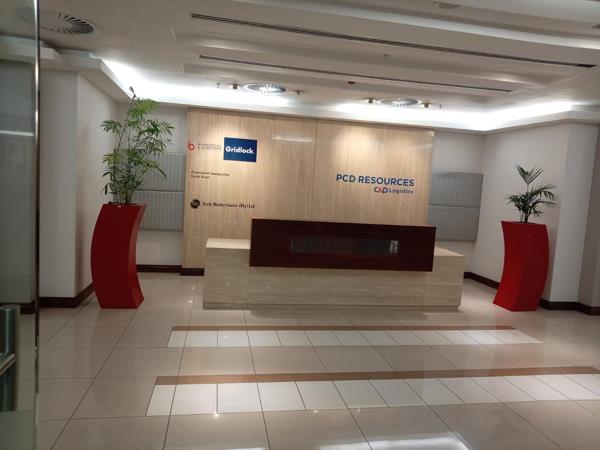 244 m² Office Space