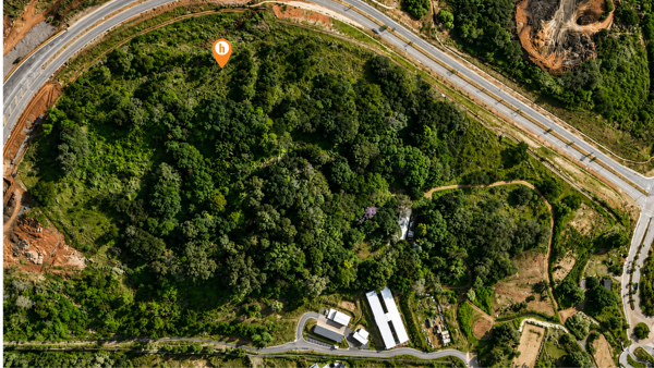2 464 m² Land