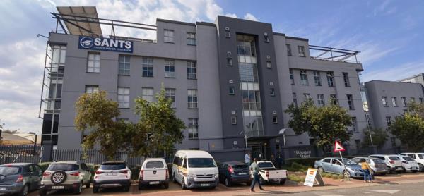 664 m² Commercial space