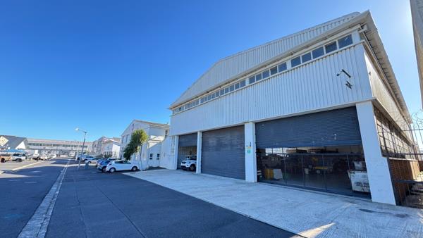 1 375 m² Industrial space