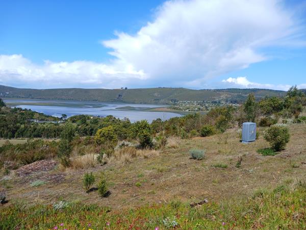 2 125 m² Land