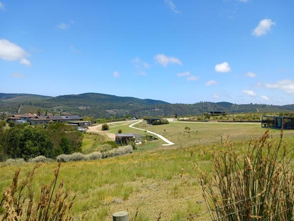 2 187 m² Land
