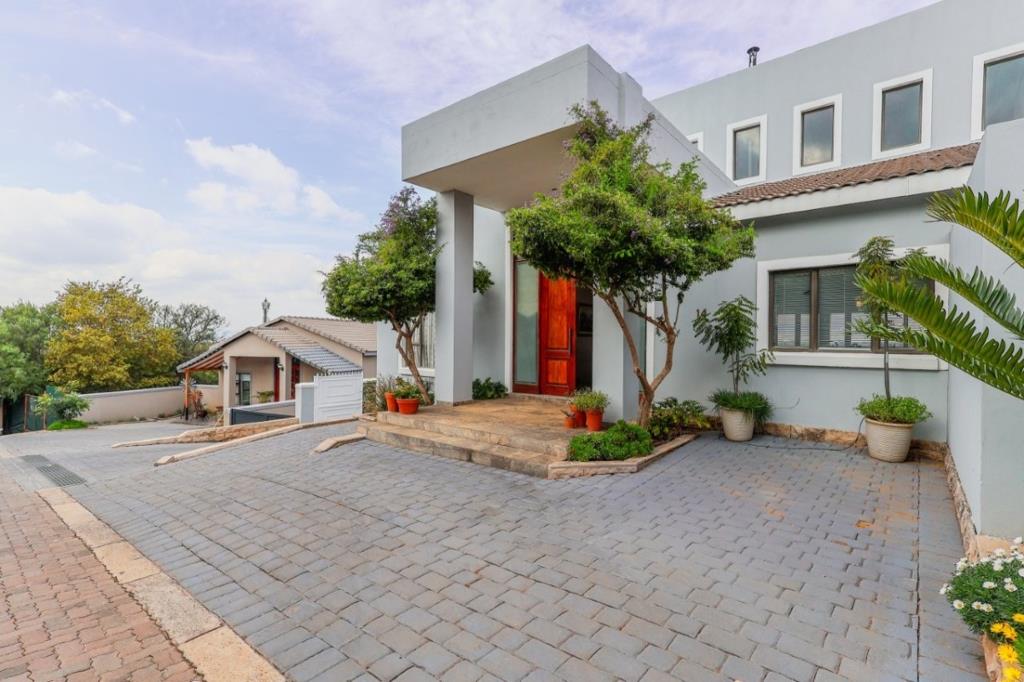 4 Bedroom House