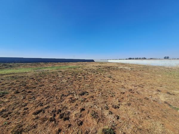 3 226 m² Land