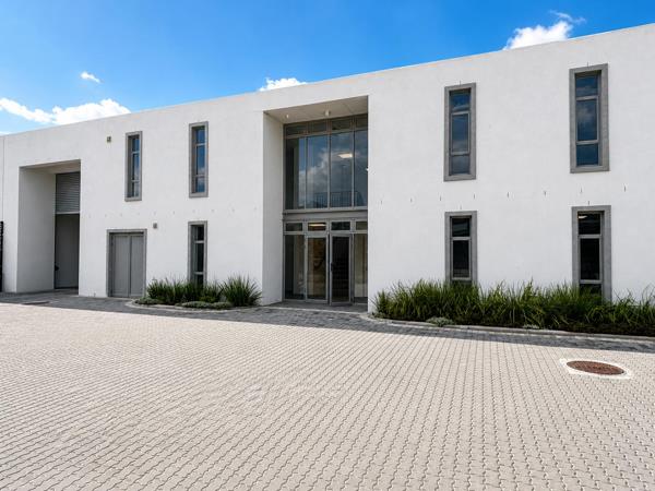 570 m² Industrial space