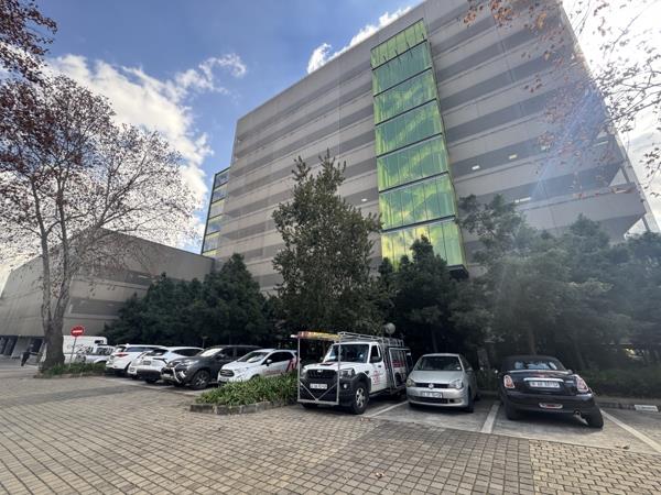 1 120 m² Office Space