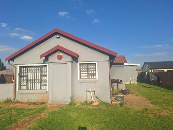 5 Bedroom House