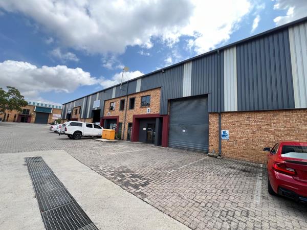 472 m² Industrial space