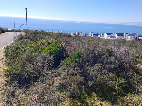 424 m² Land