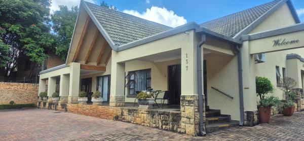 9 Bedroom House