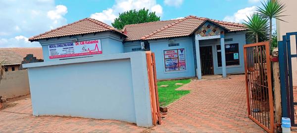 2 Bedroom House