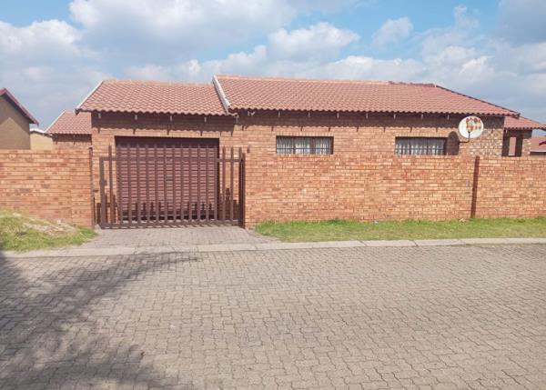 2 Bedroom House