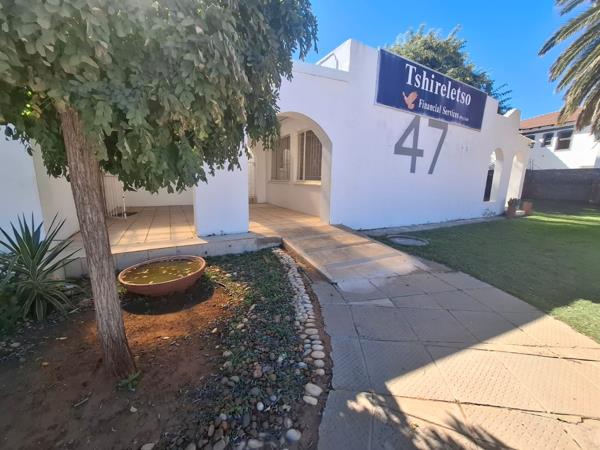 160 m² Commercial space