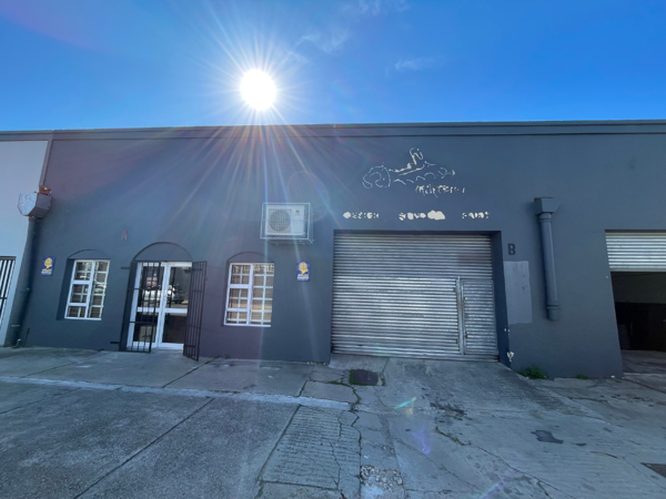 300 m² Industrial space