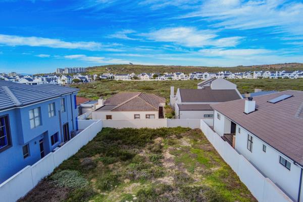 354 m² Land