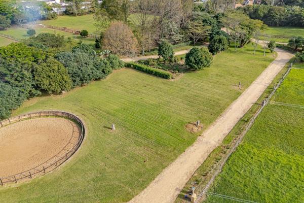 1 371 m² Land