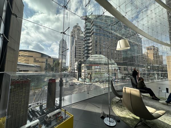 365 m² Commercial space
