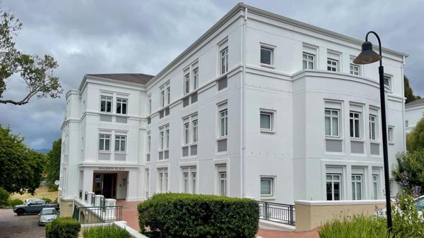 74 m² Office Space