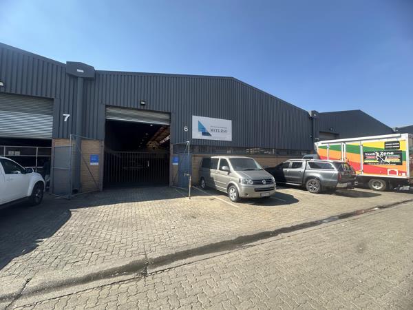 1 087 m² Industrial space