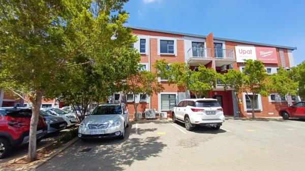 608 m² Industrial space