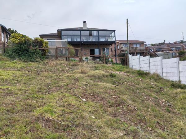 975 m² Land