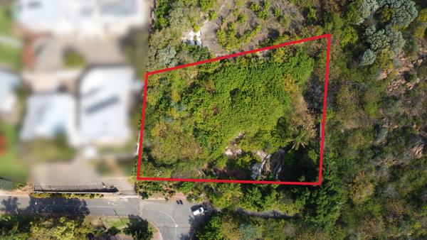 2 588 m² Land
