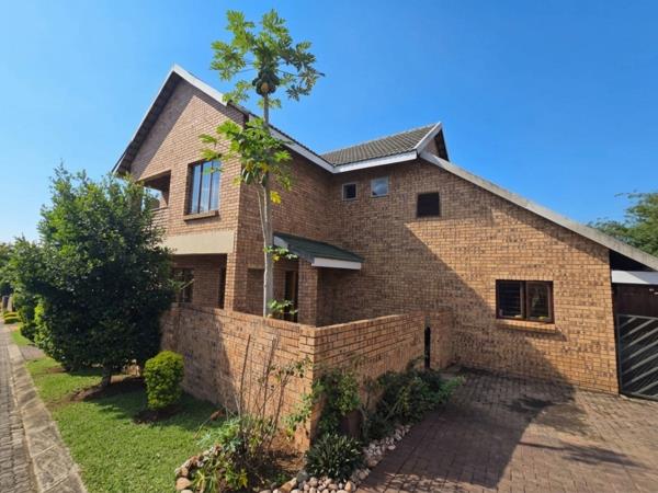 6 Bedroom House