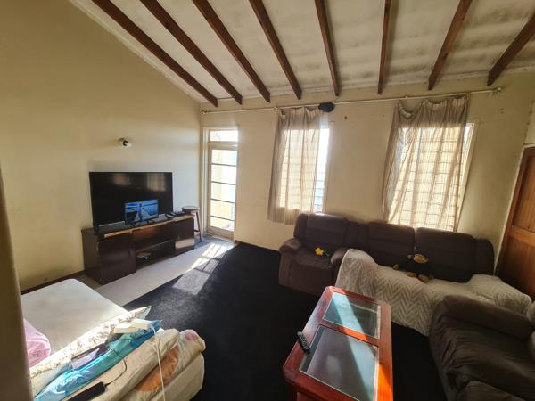 2 Bedroom Flat