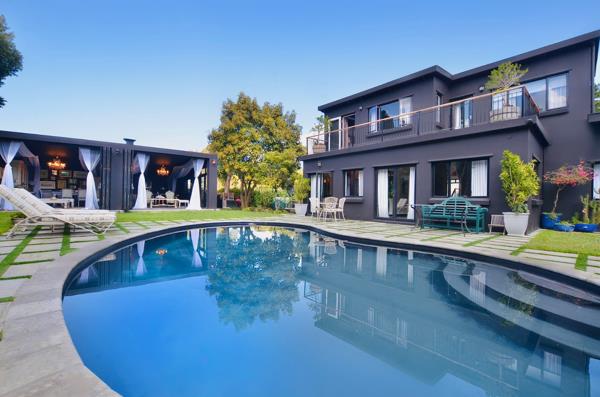 5 Bedroom House