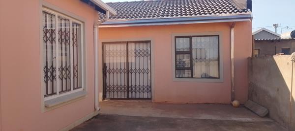 1 Bedroom House