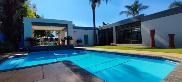 5 Bedroom House