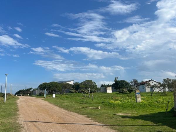 1 060 m² Land