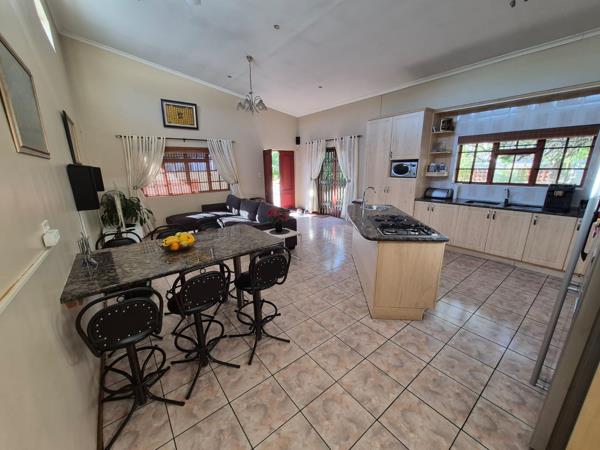 6 Bedroom House