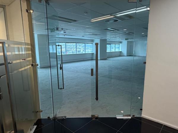 263 m² Office Space