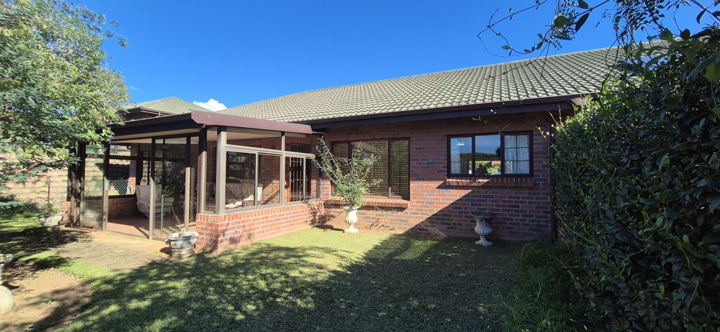 2 Bedroom House