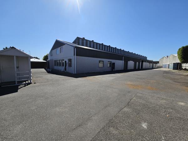 1 740 m² Industrial space