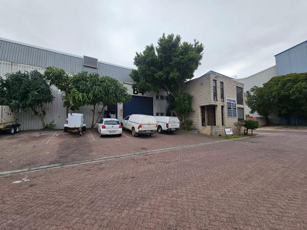 1 212 m² Industrial space