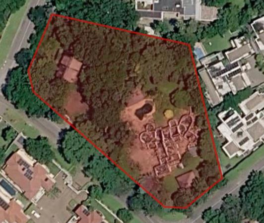 5 064 m² Land
