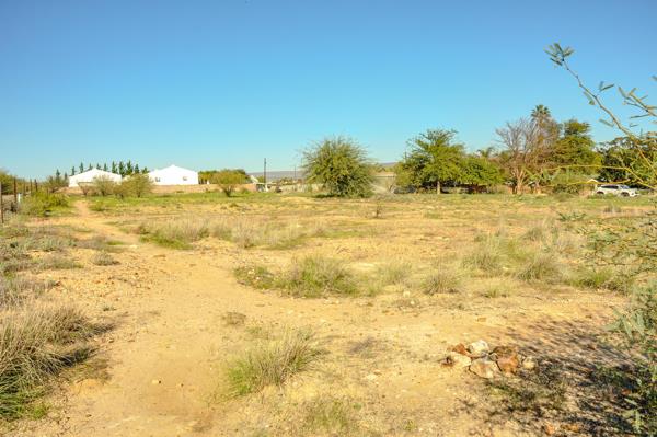 1 206 m² Land