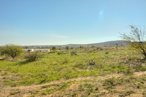 1 206 m² Land