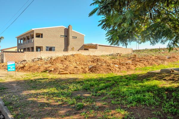 965 m² Land
