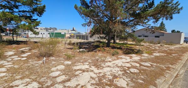 285 m² Land