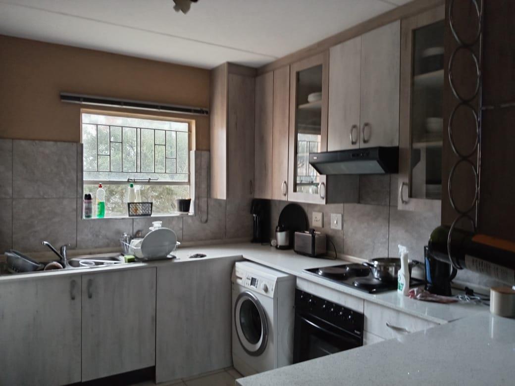 2 Bedroom Apartment in Vorna Valley