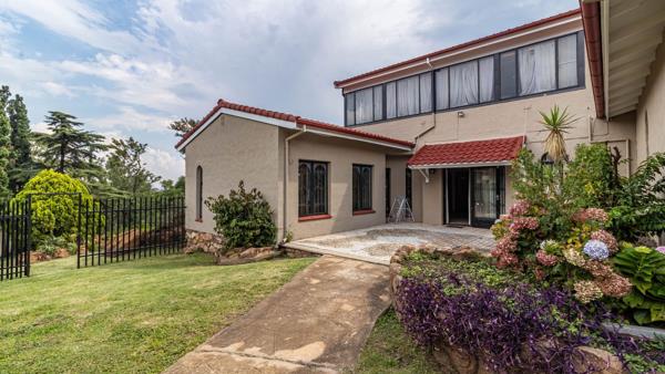 8 Bedroom House