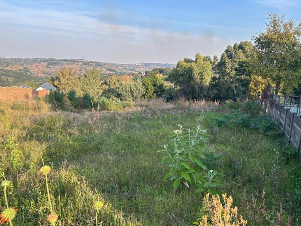1 792 m² Land