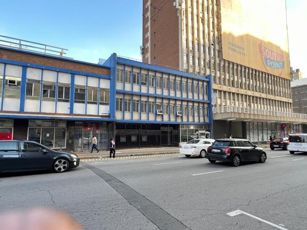 783 m² Commercial space